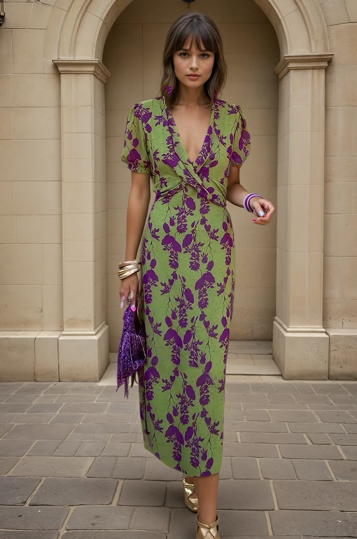 Carina | Langes Damenkleid mit floralem Muster und V-Ausschnitt