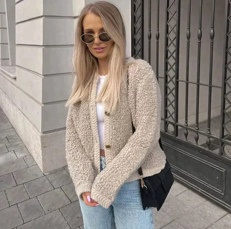 Brielle - Teddy-Strickjacke