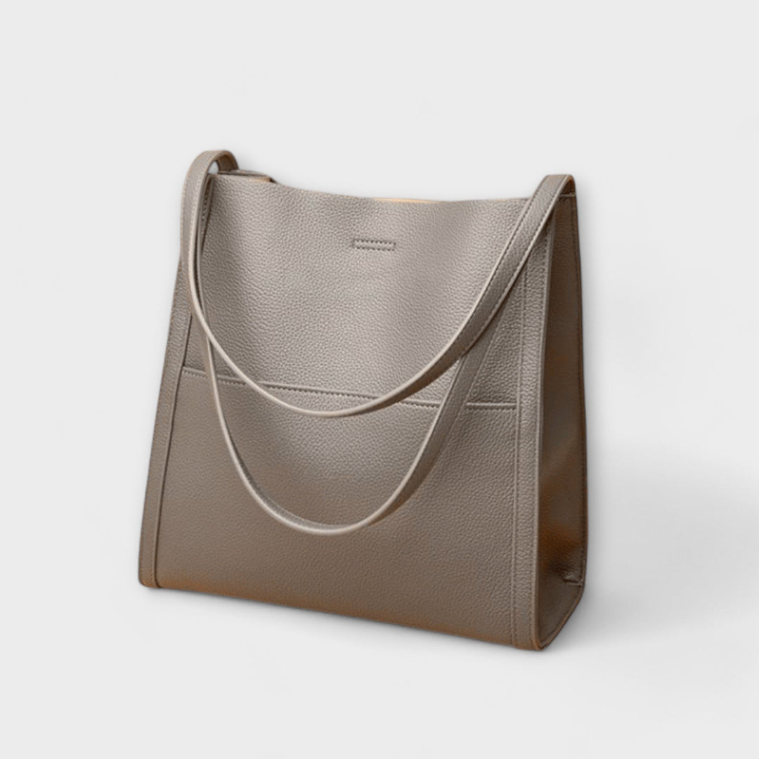 Flair. Handgefertigte Ledertasche