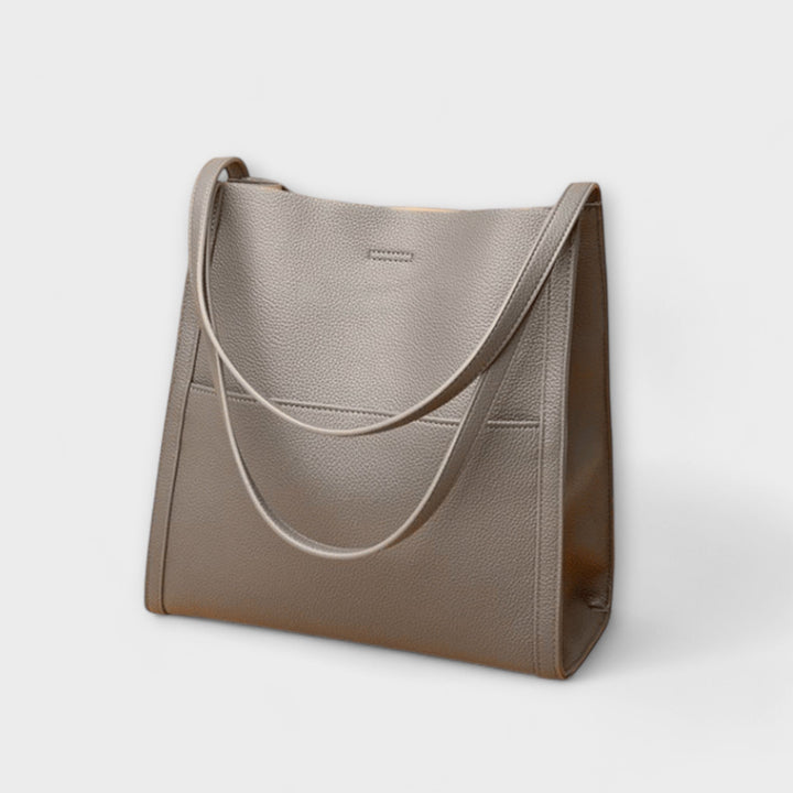 Flair. Handgefertigte Ledertasche